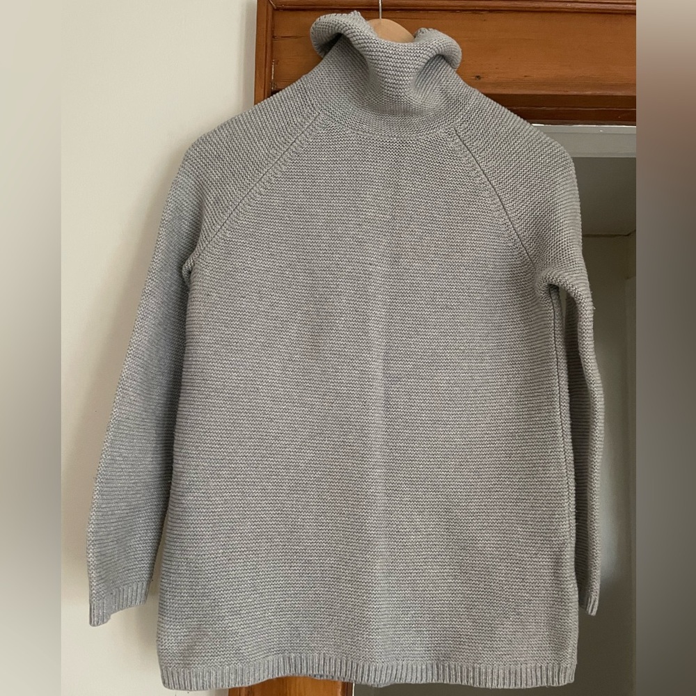 Cozy Gray Turtleneck Wool Sweater Sz XS